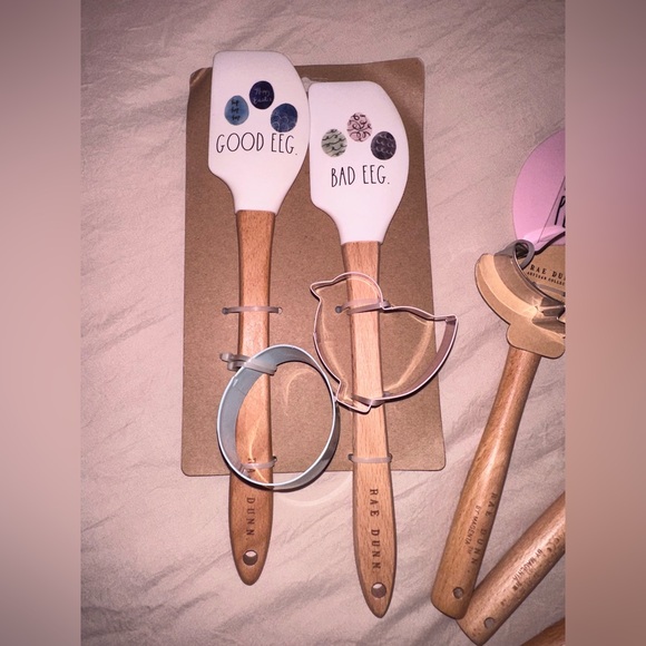 Easter Baking + Decor Bundle – Rae Dunn - Picture 4 of 4